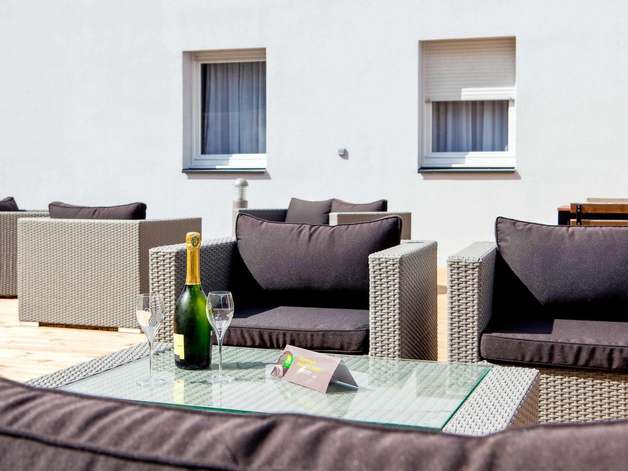 Ibis Styles Chalons En Champagne Centre Châlons-en-Champagne Exterior foto
